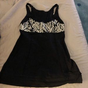 Lot of 2 Lululemon tanks - EUC - size 4